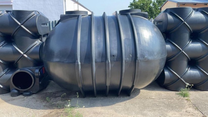 Nádrž na dešťovou vodu BlueLine II 10000 l